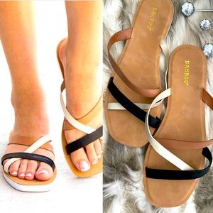 Bamboo Reborn-10 sandals SZ 11